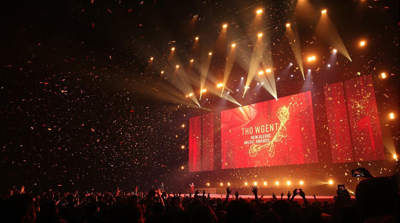 美女视频免费音乐盛典：2025华语流行音乐颁奖典礼完整版